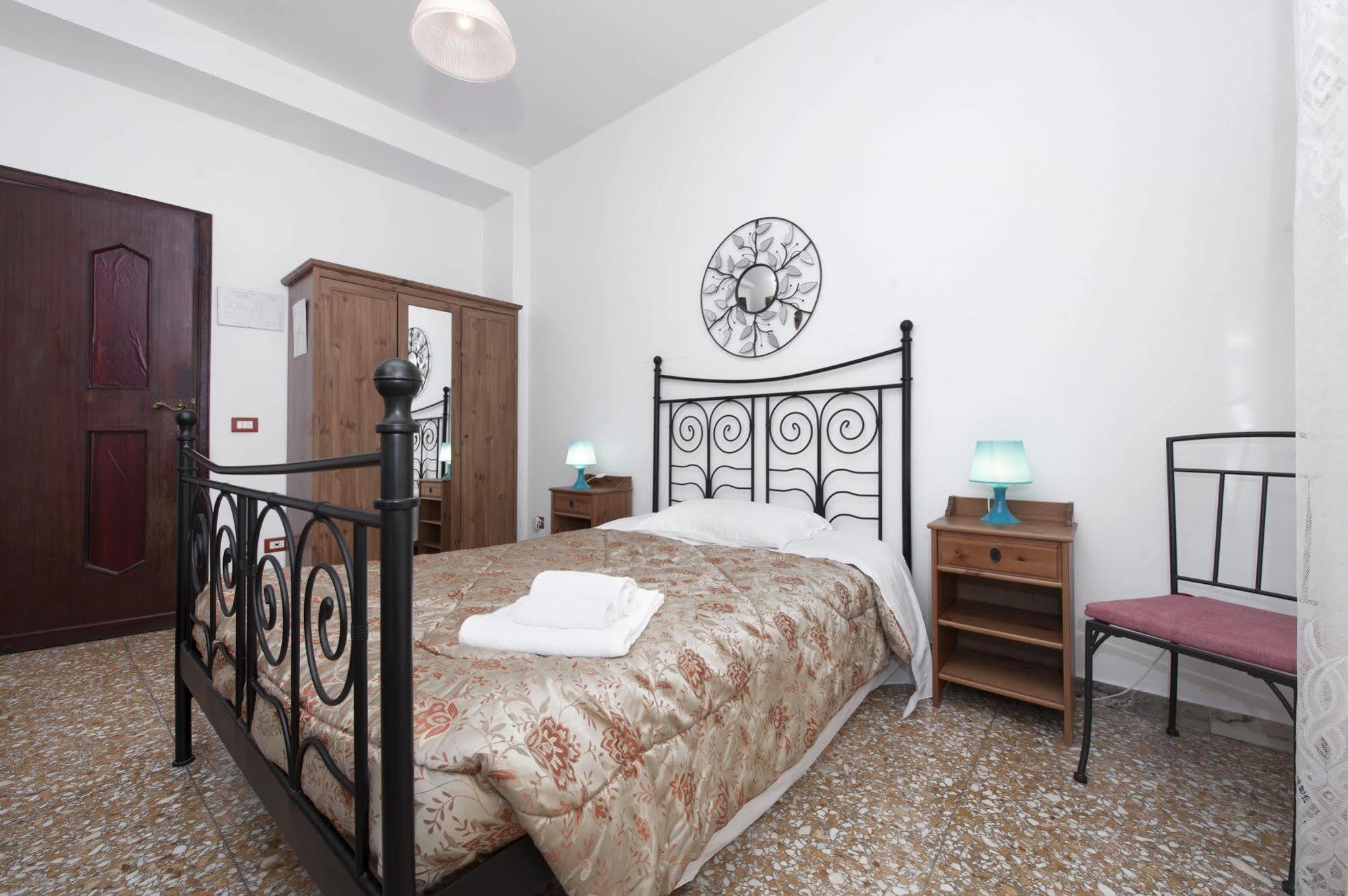 B&B A Room For Holiday Rome Exterior photo